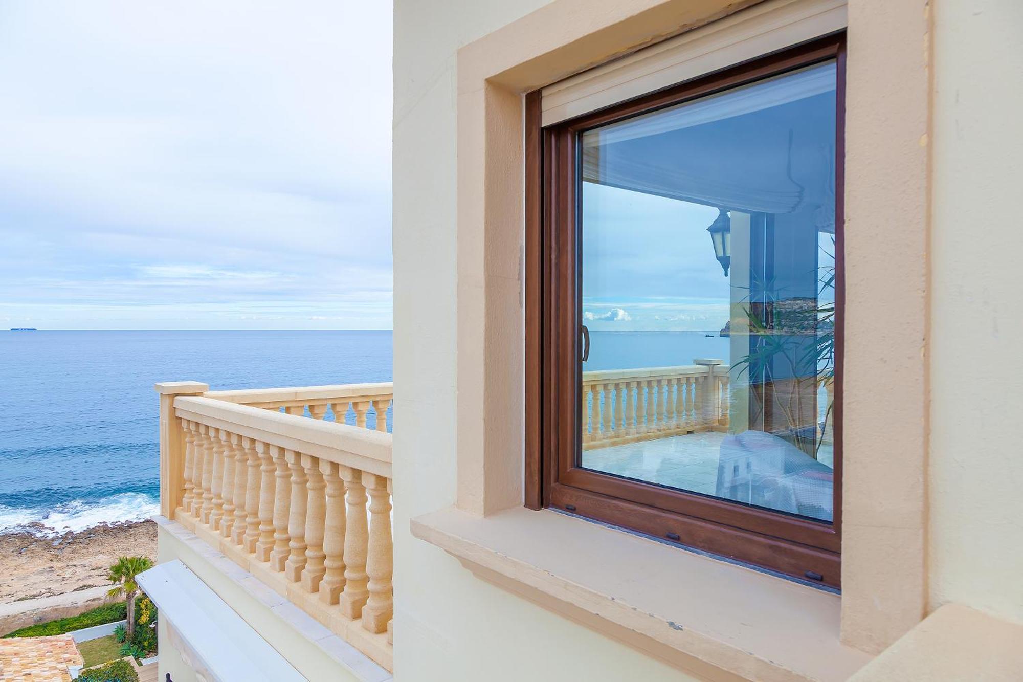 Mar-Beach Front Apartment In Jávea Esterno foto